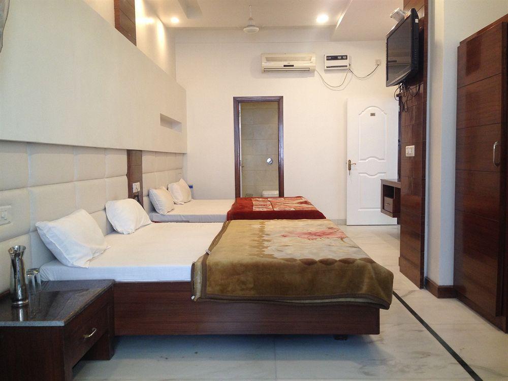 מלון אמריצר Namaskar Residency מראה חיצוני תמונה